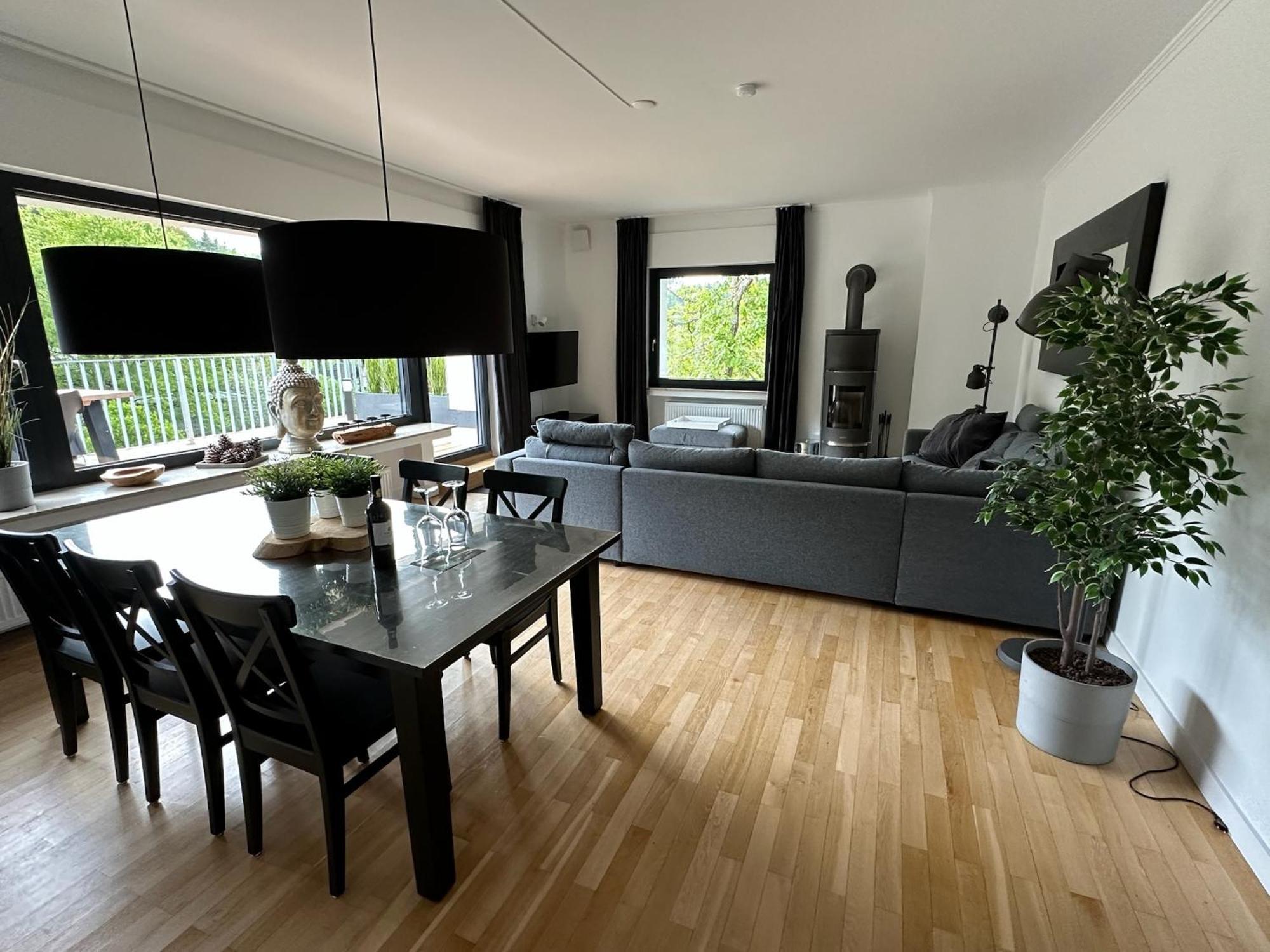 Villa Holgenbach - Penthouse- Und Ferienwohnung Im Nationalpark Eifel Schleiden Bagian luar foto